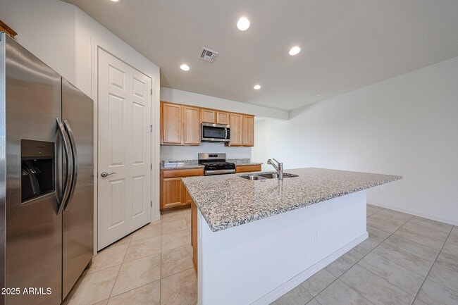 Building Photo - 25357 N 172nd Dr