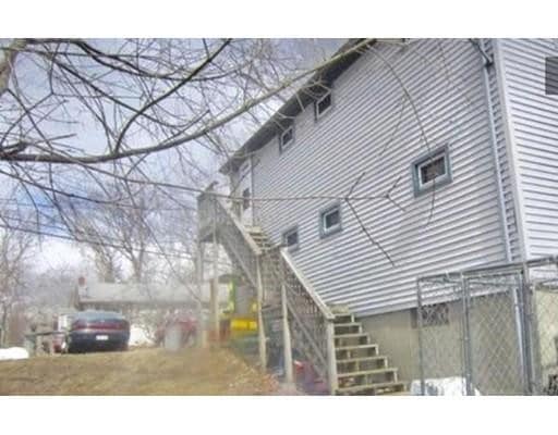 Primary Photo - 47 Lakeside Ave