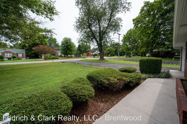 Foto del edificio - 3 br, 1 bath House - 202 Cottage Ln