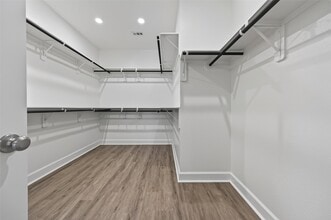 Building Photo - 17371 Merigold Hts Dr