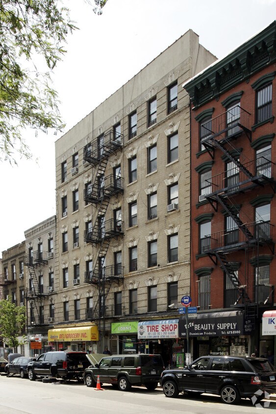 Foto del edificio - 309 E Houston St