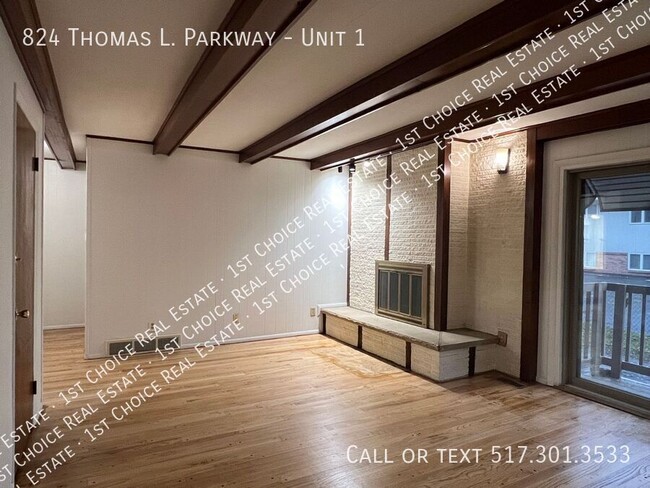 Building Photo - FIRST MONTH FREE RENT - 2-BDR 2-BTH ApT w/...