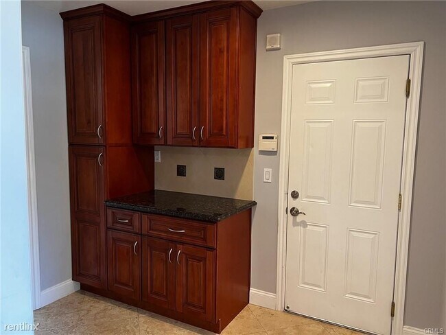 Foto del edificio - 4 br, 3 bath House - 1820 E Michelle St