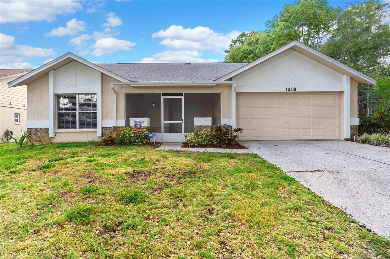 Photo - 1218 Gillespie Dr N (Palm Harbor, FL)