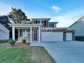 Building Photo - 870 Jubilation St