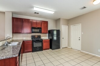Building Photo - 7006 Orchid St