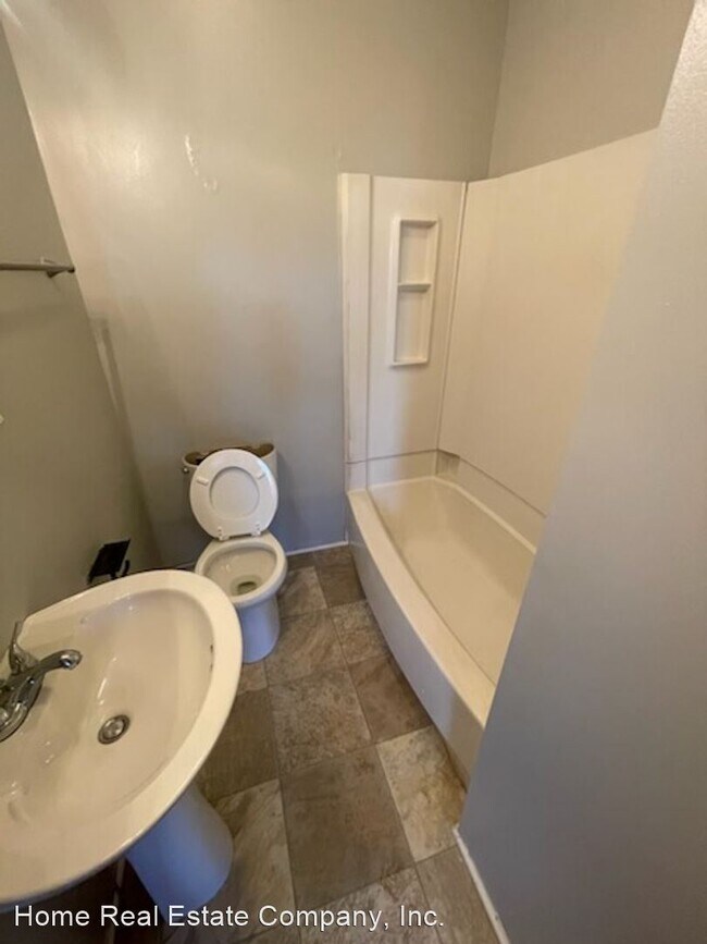 Foto del edificio - 2 br, 1 bath House - 425 Duke Street