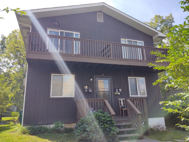 Building Photo - 75 Ridgeway St