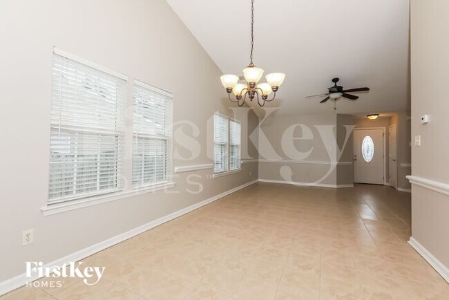 Building Photo - 1007 Washburn Ct