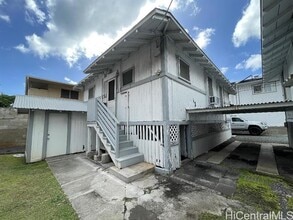 Building Photo - 2015 Algaroba St Building Photo - 2015 Algaroba St