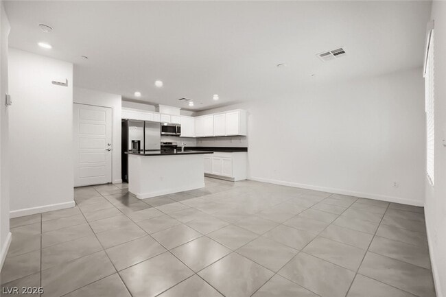 Building Photo - 3509 Golden Chariot Ave
