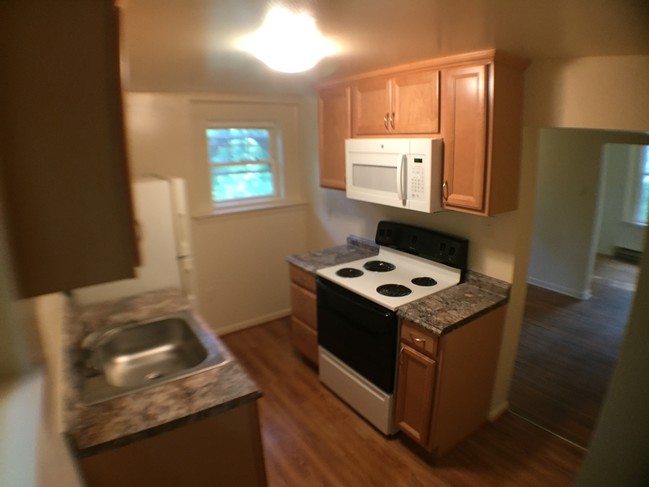 New Kitchen - 1916 Sulgrave Ave