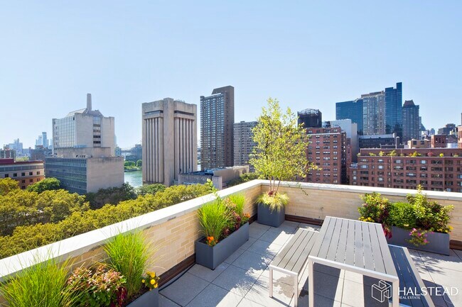 Foto del edificio - 435 E 65th St