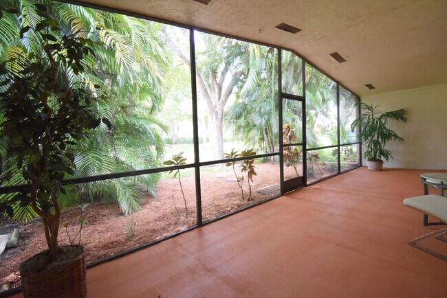 Foto del edificio - 22237 Woodborn Dr