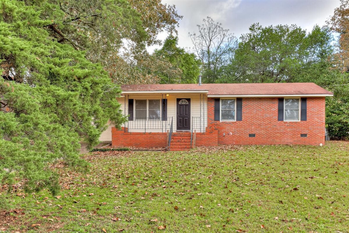 Primary Photo - 3219 Holt Rd
