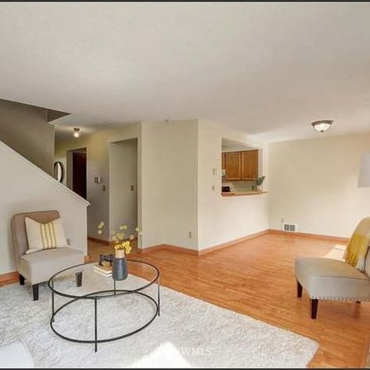 Foto del edificio - 15624 8th Ave SW