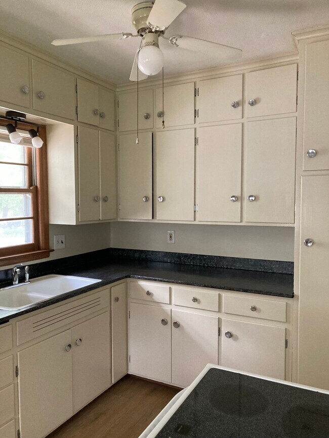 Foto del edificio - 4124 Lower Beaver Rd