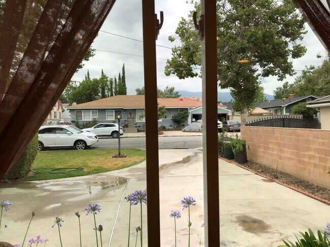 Foto del edificio - 9520 Workman Ave