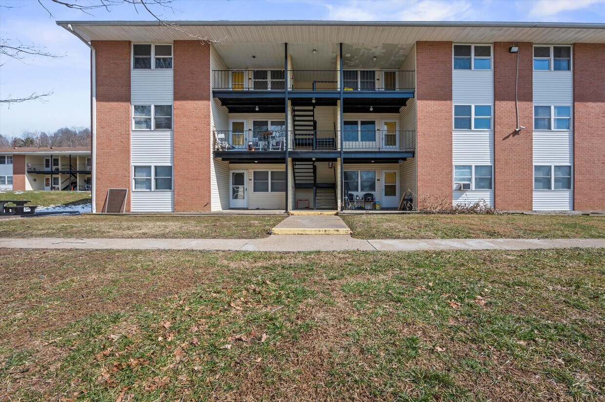 Foto principal - Riverbend Apartments