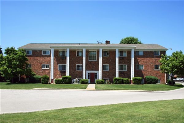Foto principal - 2 br, 1 bath Apartment - Orchard Manor