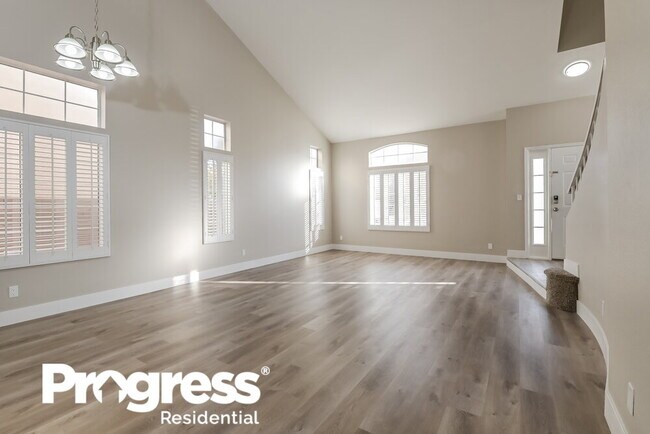 Building Photo - 9416 Rolling Ridge Ln