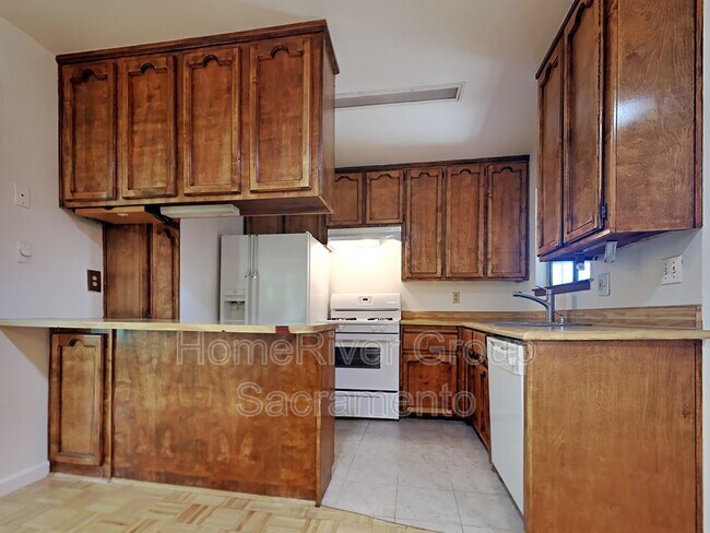 Building Photo - 5758 Cada Cir