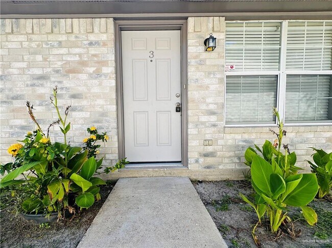 Foto del edificio - 717 Nightingale Ave