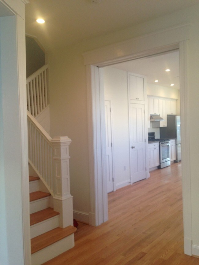 Building Photo - 2134 Flagler Pl NW