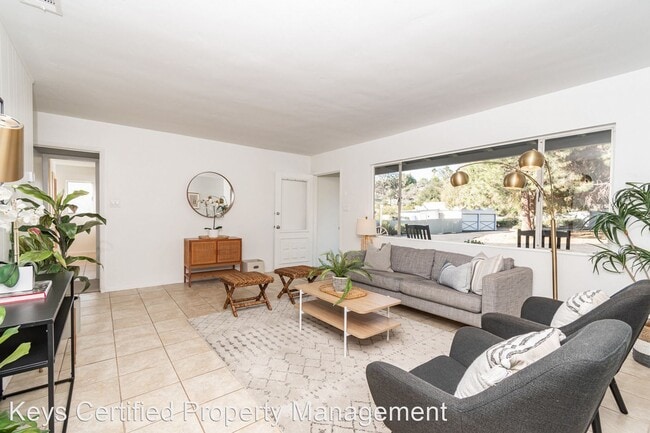 Building Photo - 3 br, 2 bath House - 1265 Felicita Lane