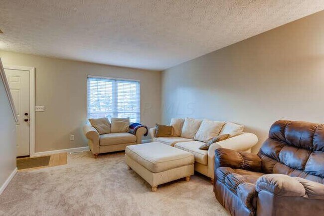 Building Photo - 7786 Amberfalls Ct