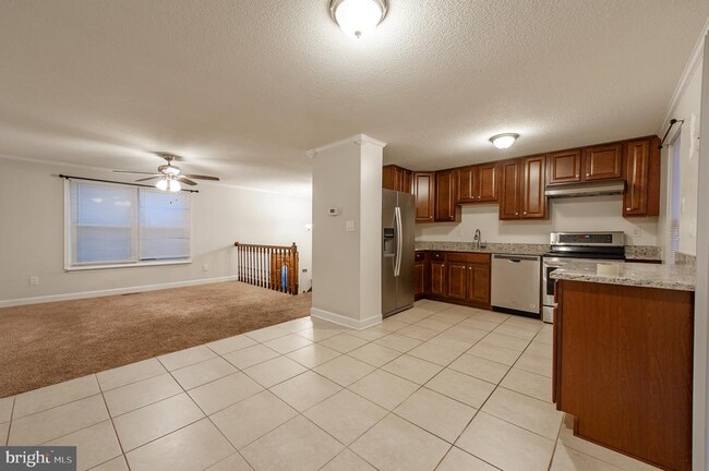 Building Photo - 1709 Dogwood Dr