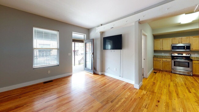 Building Photo - 22 Chittenden Ave