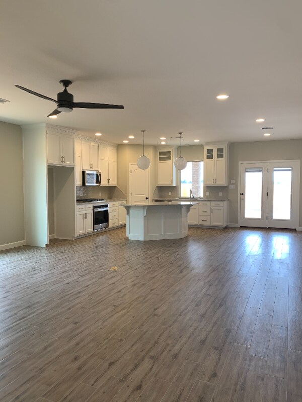 Foto del edificio - 1316 Solomon Ln