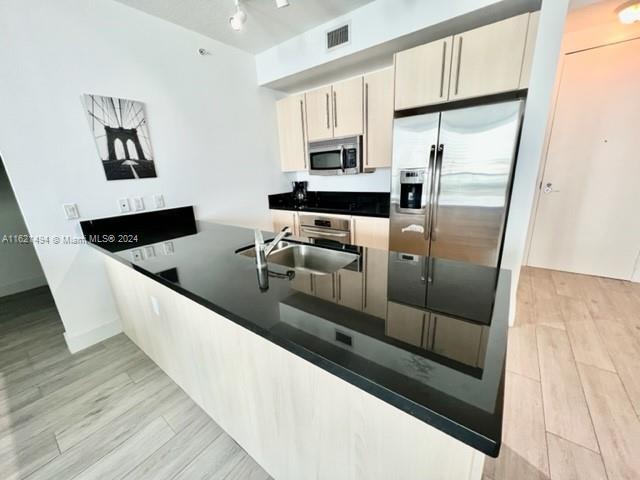 Foto principal - 79 SW 12th St