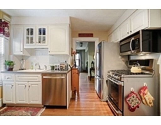 Building Photo - 54 Olney St