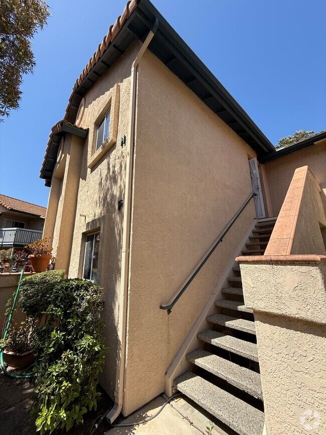 Building Photo - 11349 Avenida De Los Lobos