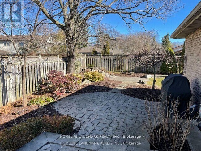 Photo du bâtiment - 211 Chebucto Dr