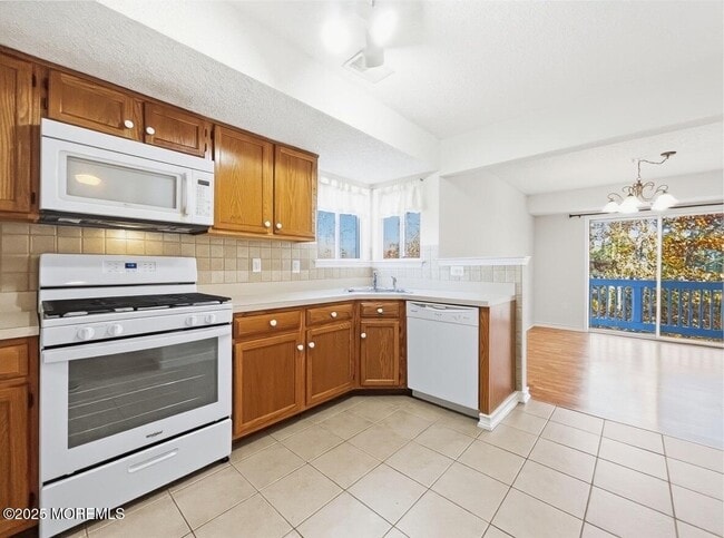 Foto del edificio - 4510 Norma Pl