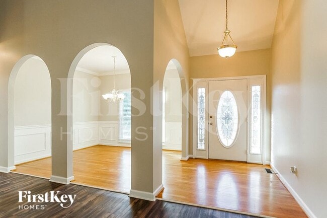 Building Photo - 6612 Marka Cir