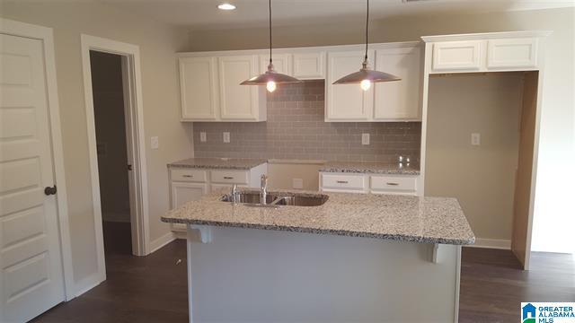 Building Photo - 352 Fox Run Ln