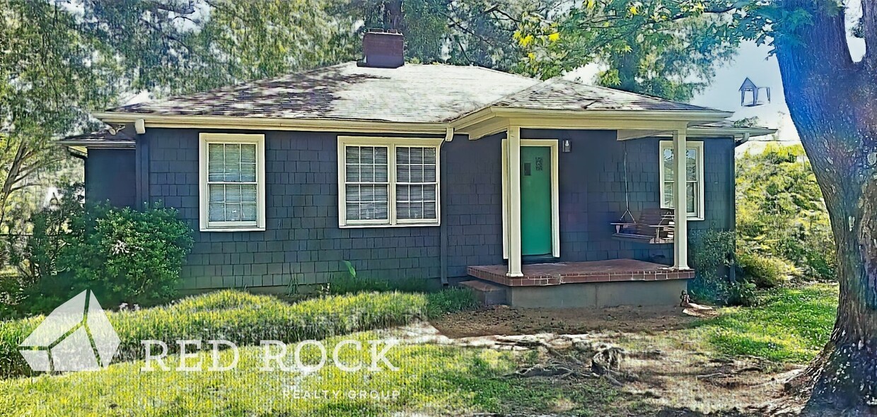 Primary Photo - Cute 3 BR, One Bath Home in Vestavia Avail...