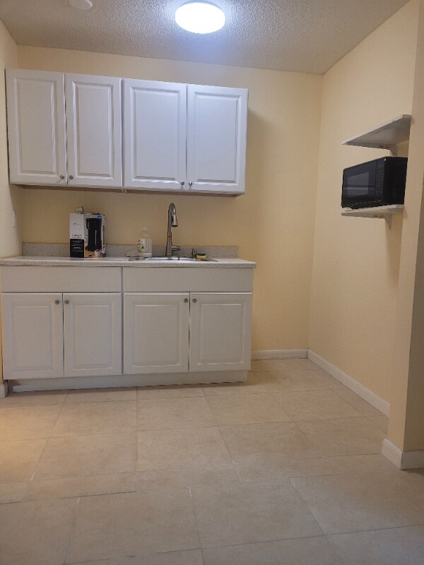 Building Photo - 13418 SW 115th Pl