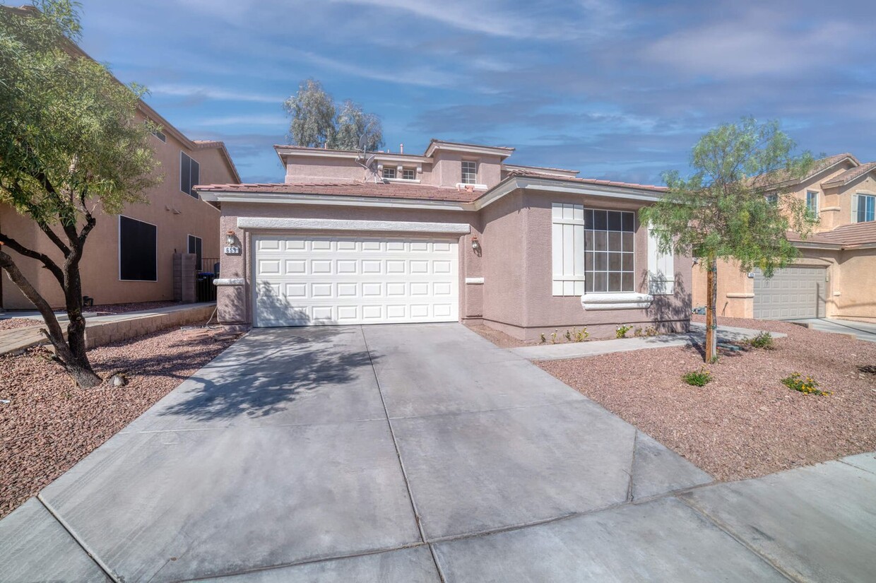 Foto principal - FULLY REMODELED - LIKE NEW - HENDERSON HOM...
