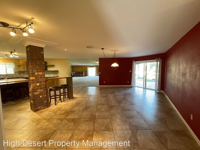 Building Photo - 4 br, 3 bath House - 3717 NW 25th St