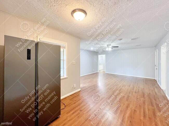 Building Photo - 3 br, 2 bath House - 5019 Shilo Dr