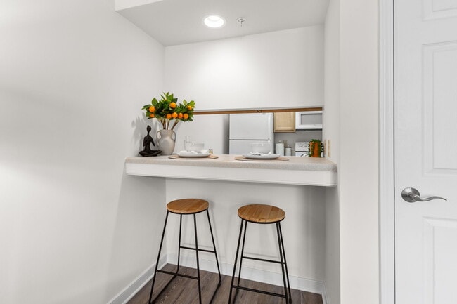 Photo - Cary Belvidere Apartments