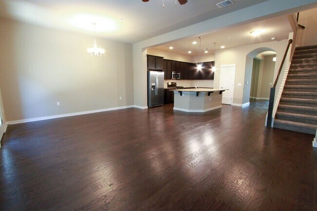 Foto del edificio - Beautiful 3 Bed / 2.5 Bath Home in Mueller