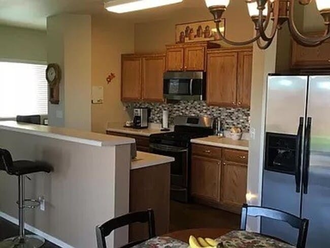 Building Photo - COMING SOON!!!! 3/2.5 adorable unit, with ...