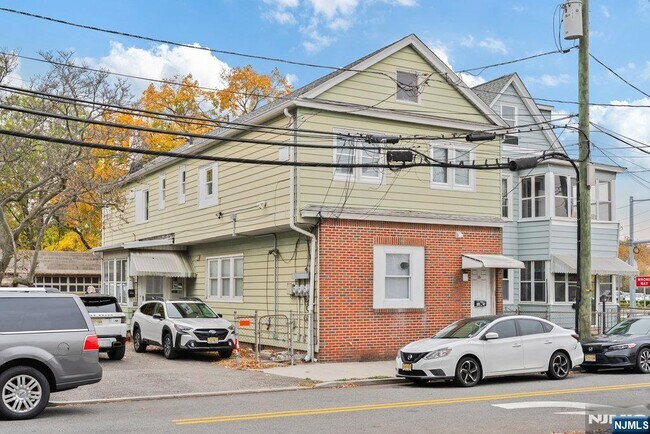 Foto del edificio - 16 John St