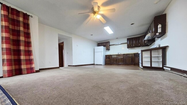 Foto del edificio - 48 Main St